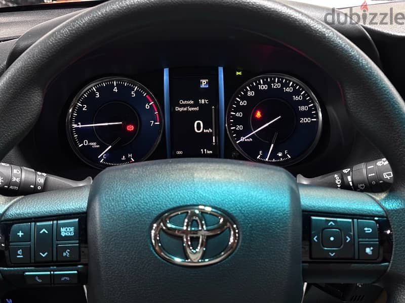 Toyota Fortuner V4 2024 10