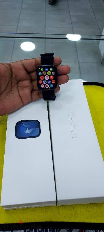 Apple watch series9 45mm 99% battery health 1