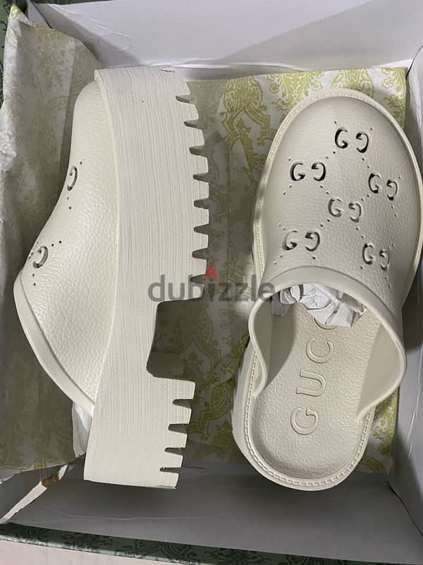 10BD!! GUCCI CROCS 36 0