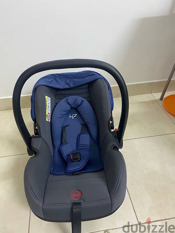 car seat كرسي أطفال 1