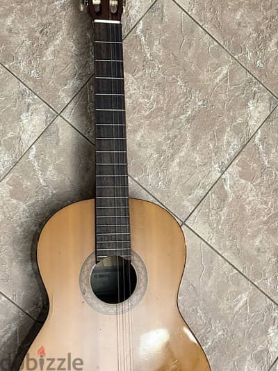 Yamaha C40