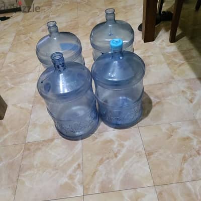 water cans 4 - 3 BD