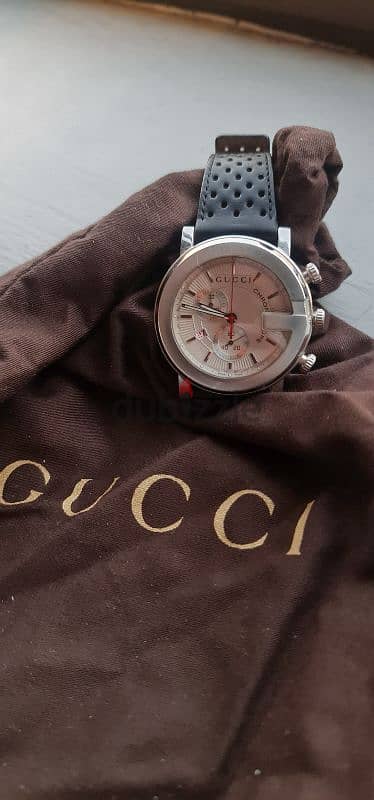 Gucci, watch the new original strap 1