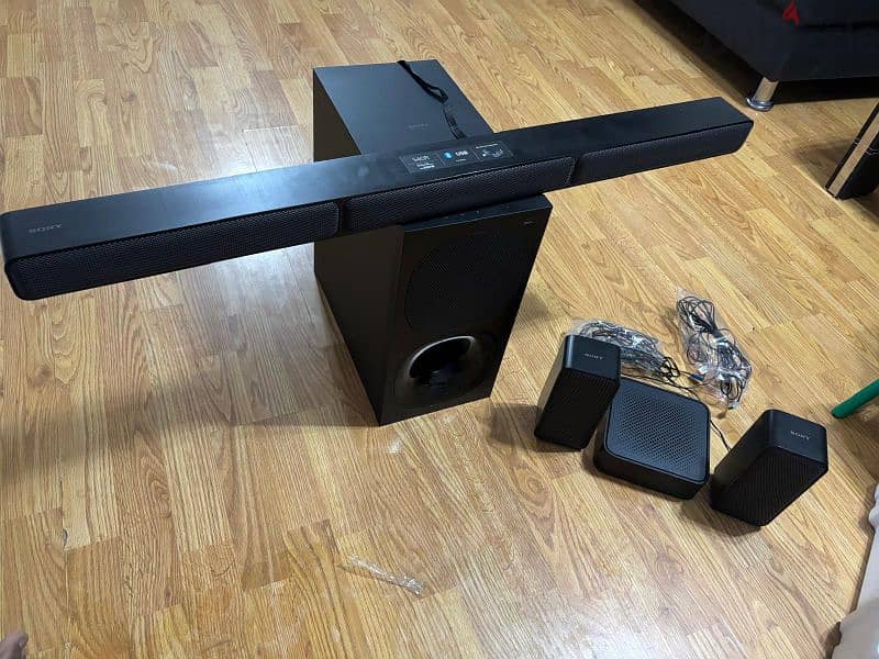 Sony HS S40R -Sound bar bar , woofer , back ground speakers 3