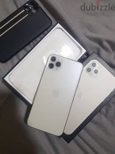 urgent sale iphone 11 pro max 256gb