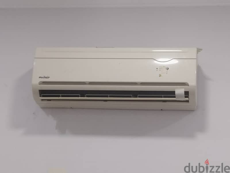 2 Split AC are for sale at reasonable price 0