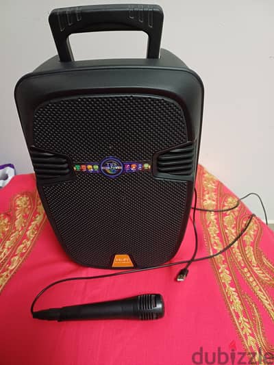 Speaker with microphone for 12bd