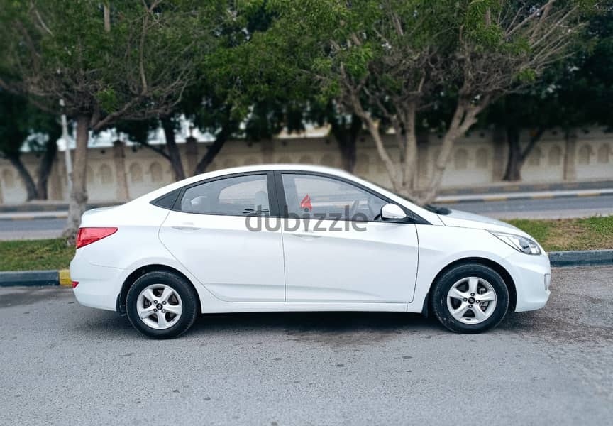 Hyundai Accent 2018-SINGLE OWNER EXCELLANT CONDITION 4