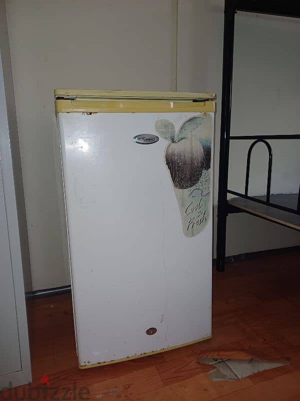 Super General Room size Refrigerator 0