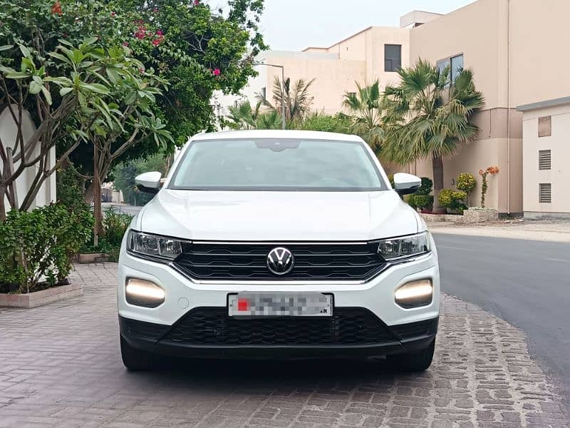 Volkswagen T-Roc 2021 Excellent Condition Compact SUV FOR SALE 8