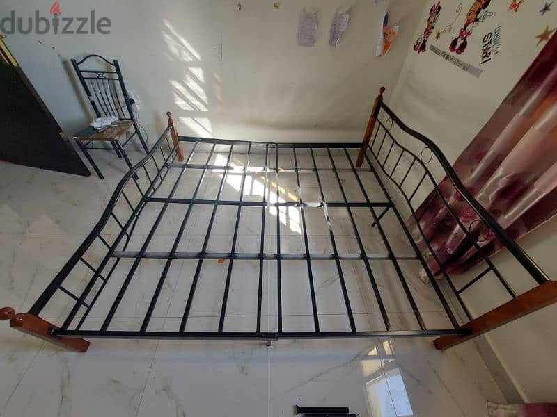 King size metal cot/bed for sale 0