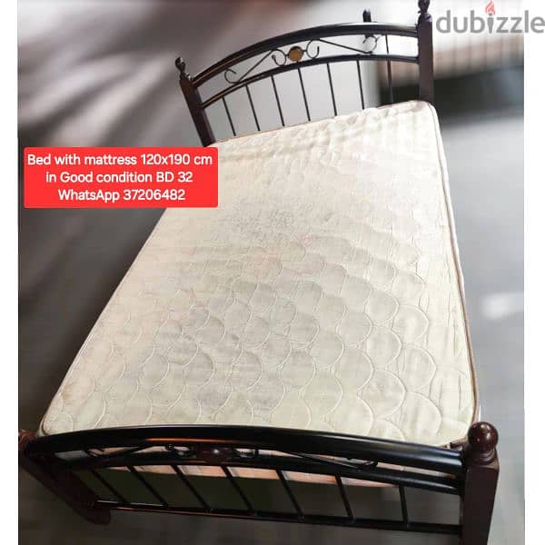 King size Bedd with mattresss and other items for sale with Delivery 2