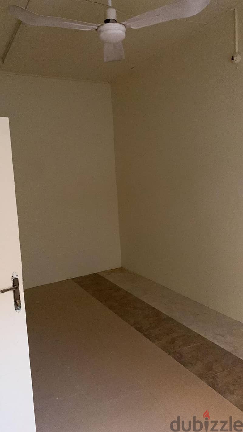 للإيجار منزل في المحرق . . . House for rent in Muharraq 2