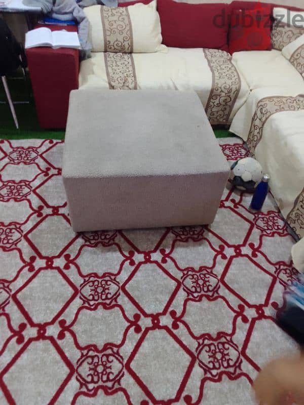 sofa seat for sale in Manama new condition offer 0