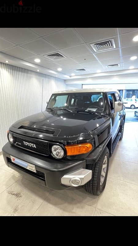 Toyota FJ Cruiser 2016 1