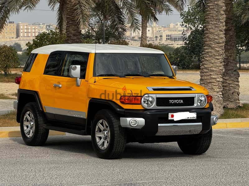 Toyota FJ Cruiser 2017 1