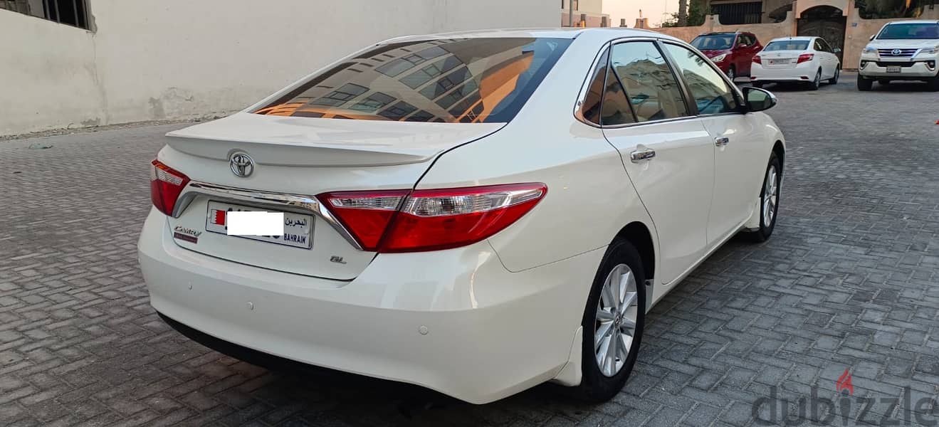 Toyota Camry GL 2017 4