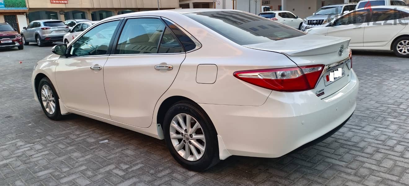 Toyota Camry GL 2017 9