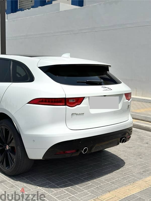 Jaguar F-PACE R-DYNAMIC S 2017 2