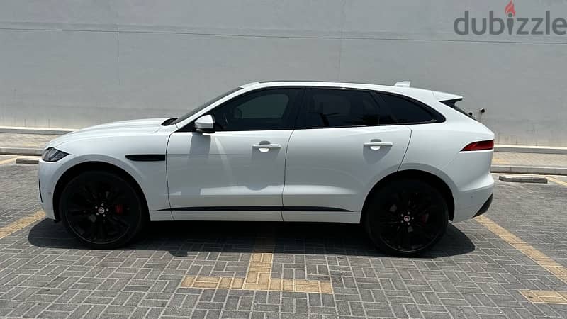 Jaguar F-PACE R-DYNAMIC S 2017 4