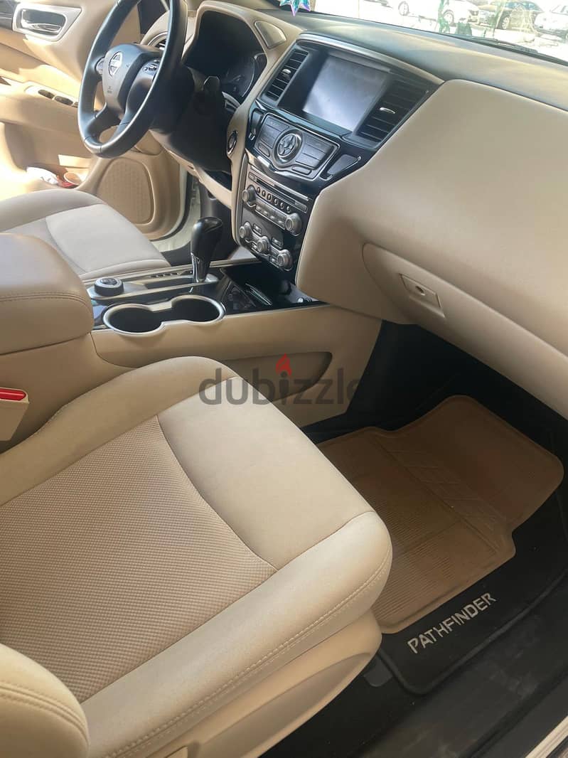 Nissan Pathfinder 2019 V6 7 SEATER SUV FOR SALE 6