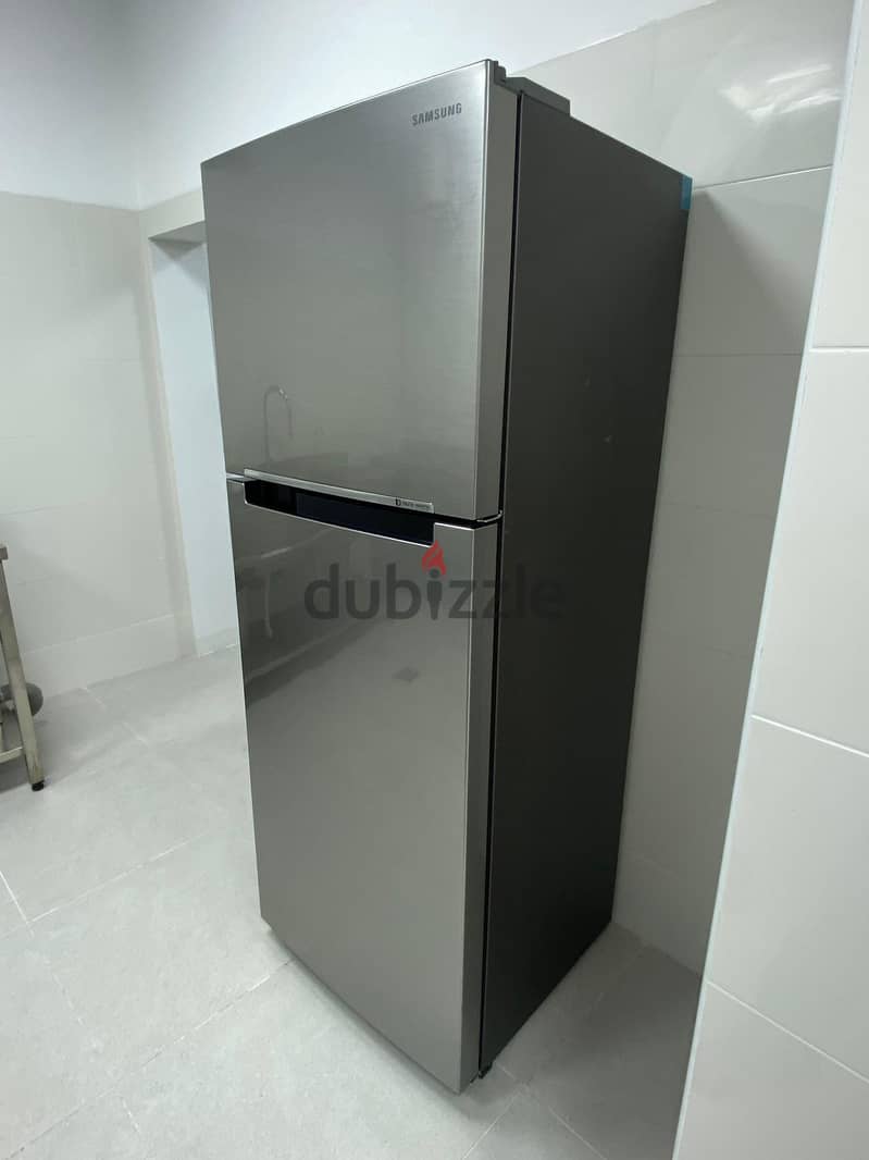 Refrigerator for Sale – Excellent Condition! 1