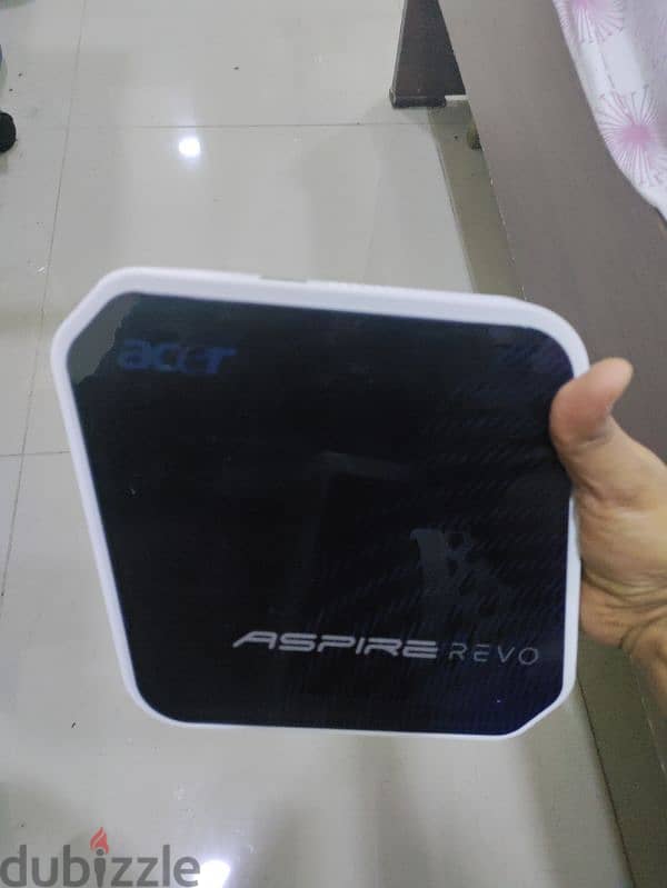 New Mini computer Acer for sale. 2