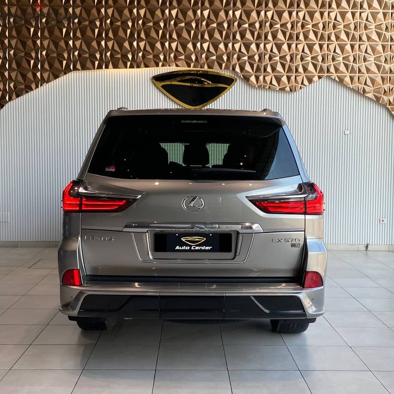 Lexus LX-Series 2019 570 S 3