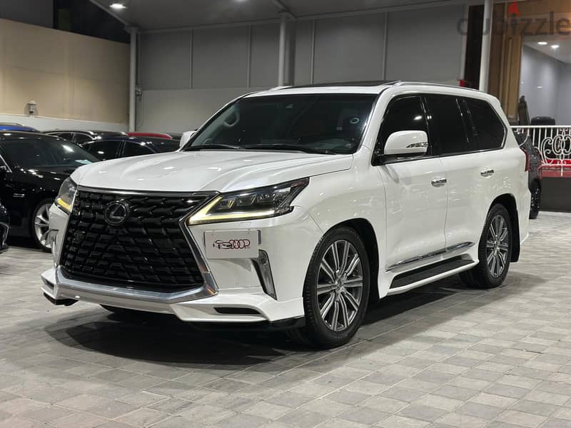 Lexus LX 570S 2016 0