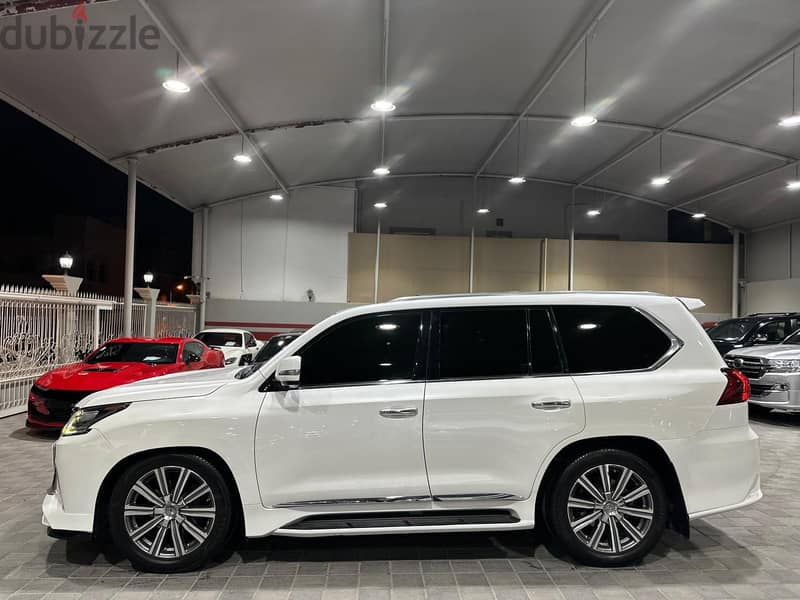 Lexus LX 570S 2016 10