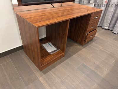 Office Desk/Study Table Brand New For Sale