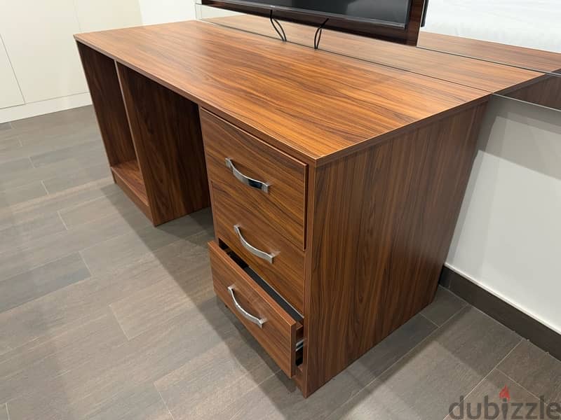 Office Desk/Study Table Brand New For Sale 2