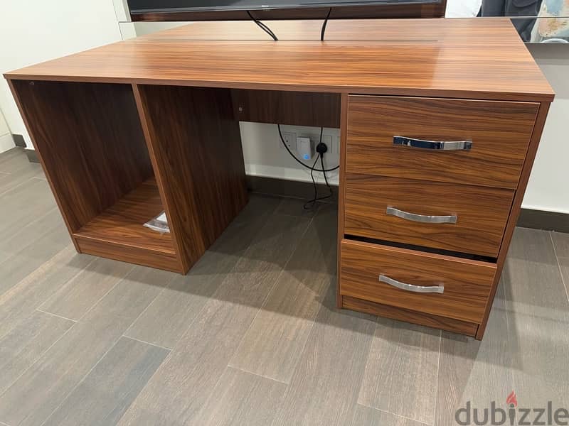 Office Desk/Study Table Brand New For Sale 3