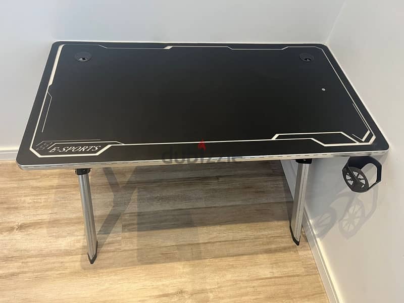 Gaming Table for Sale! 4