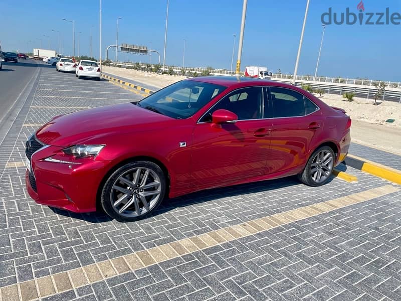 Lexus IS-Series 2014 Bahrain agency 2