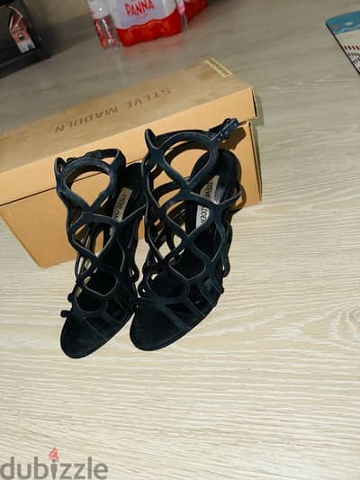 authentic used Steve Madden heels in black