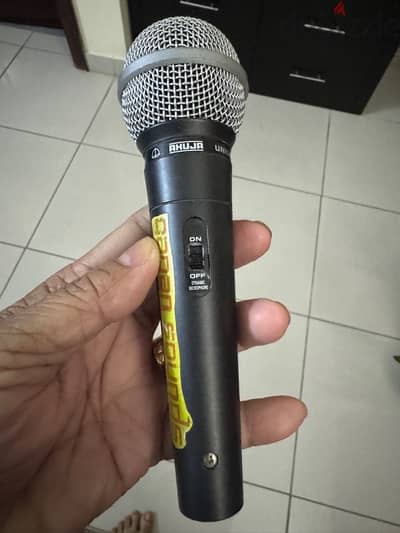 microphone for sale ( Geepas and pioneer)