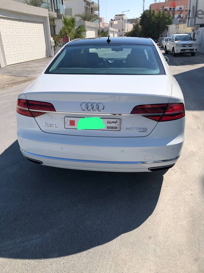 Audi A8 2017 1