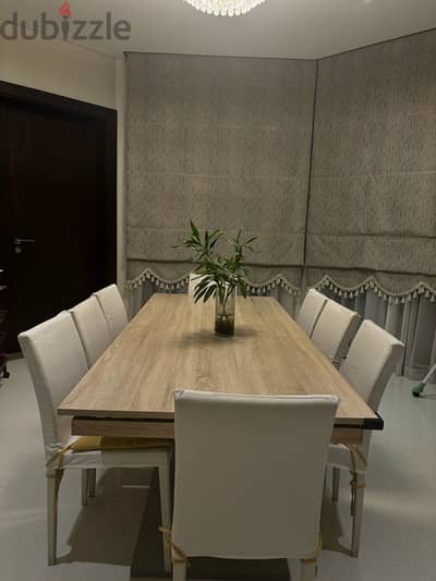 100% WOODEN DINING TABLE (URGENT SALE)