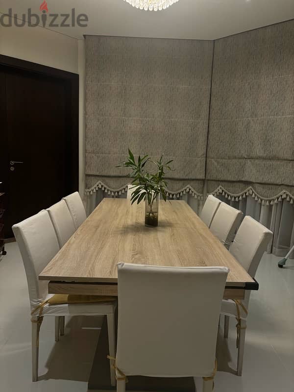 100% WOODEN DINING TABLE (URGENT SALE) 0