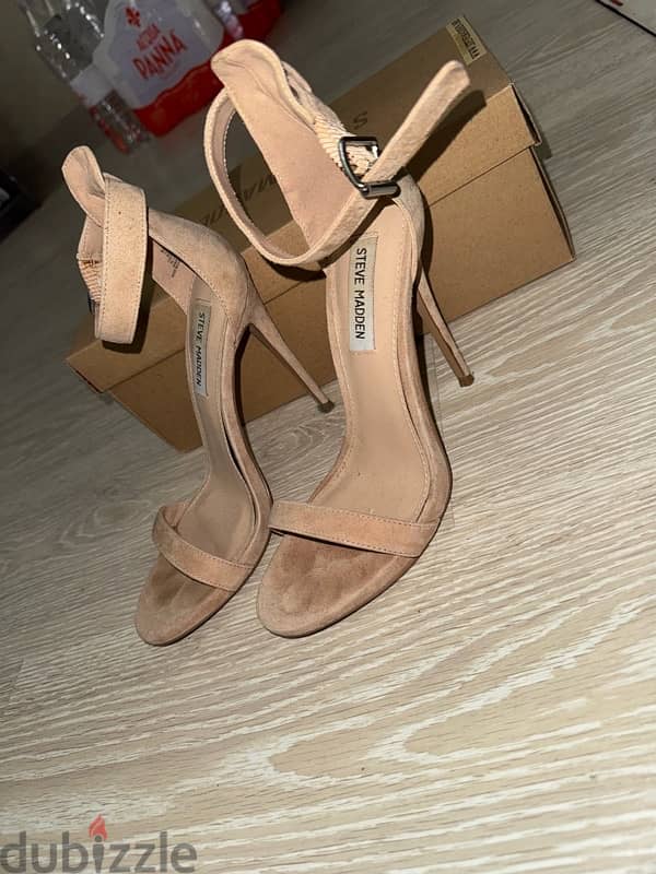 authentic Steve Madden heels in nude pink 0