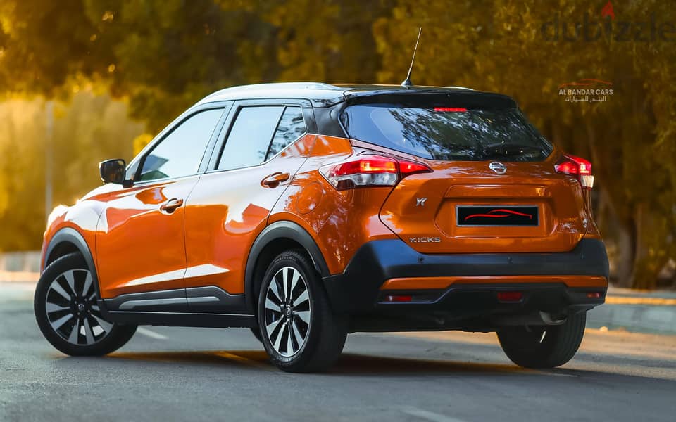 Nissan Kicks 2019 | ORANGE- BLACK | FULL OPTION | ZERO ACCIDENT 10