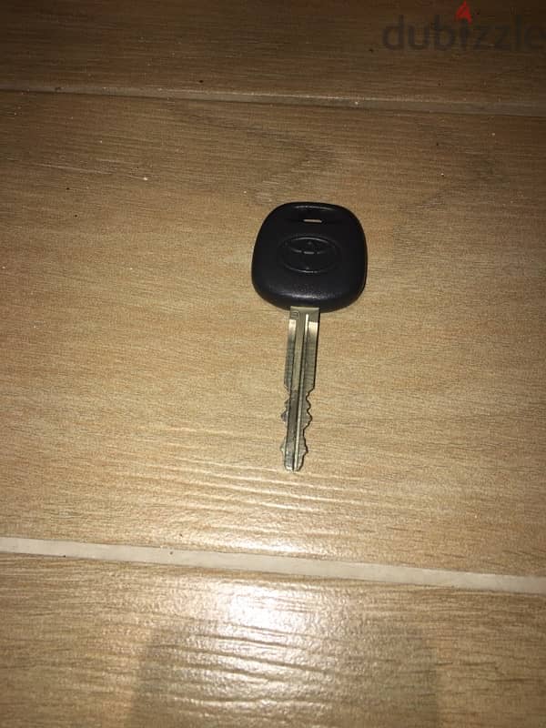 Audi & Yaris keys . original 2