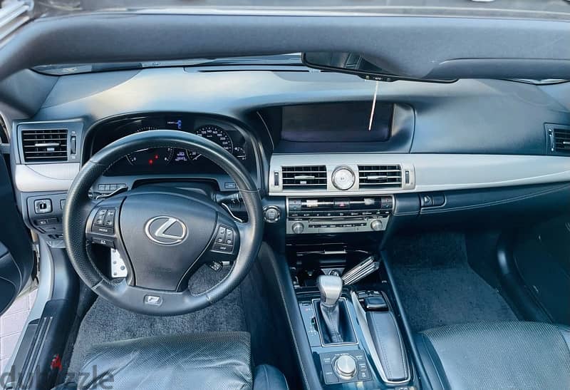 Lexus LS 460 F sport 2015 model . 6