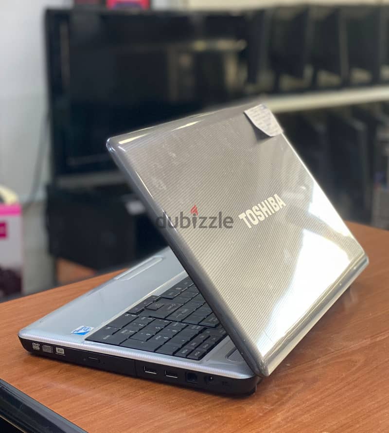 Toshiba Laptop 15.6"Display 4GB RAM 320GB HDD Good Working 2.0Ghz Dual 3