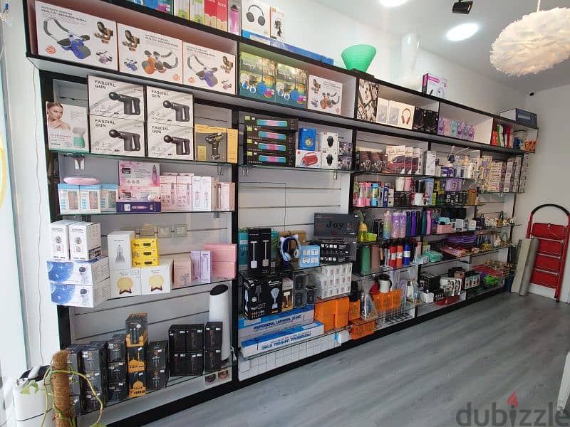 Electronic/ gadgets shop 5