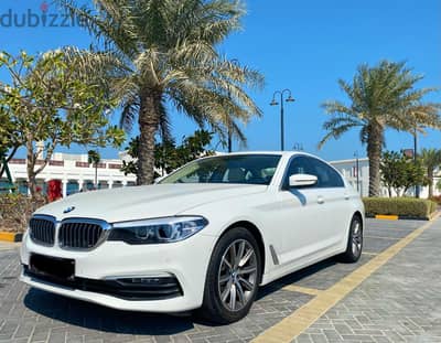 LOW MILLAGE: BMW 5-Series 2020 G30 520i