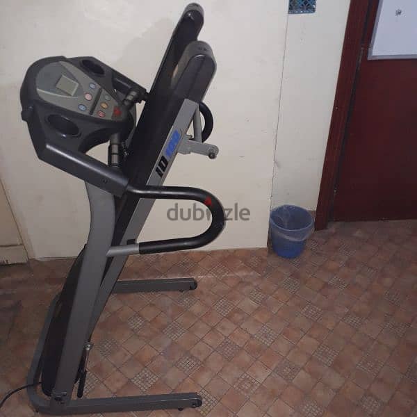 Treadmill Horizon brand 90kg capacity 45bd 1