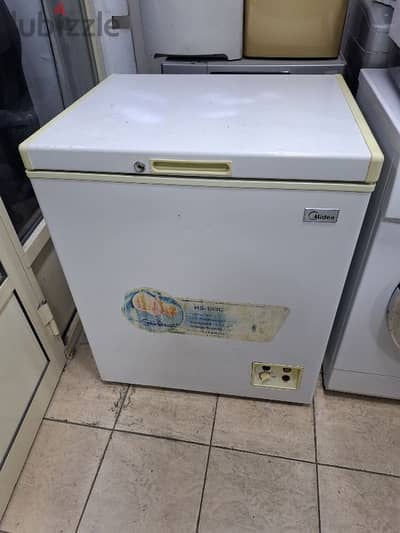 media  Chest Deep Freezer  GOOD Condition