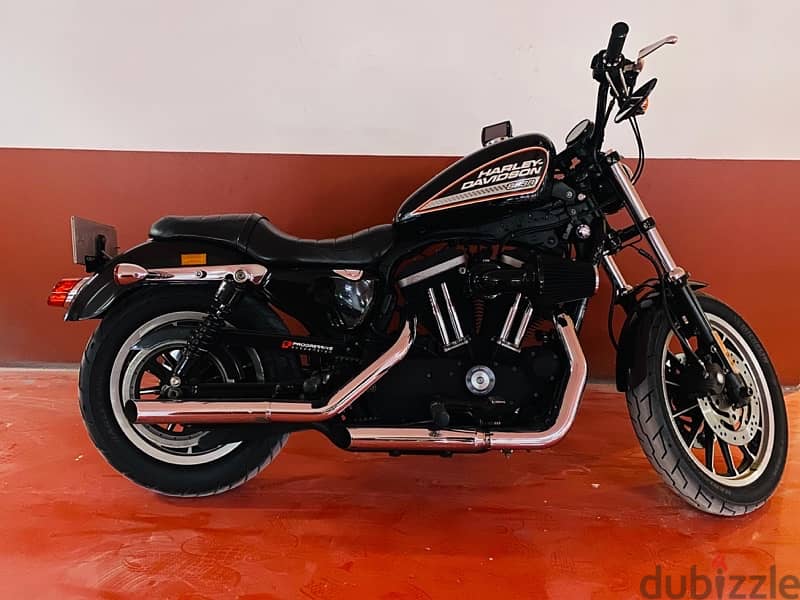 Harley Davidson 883R 1